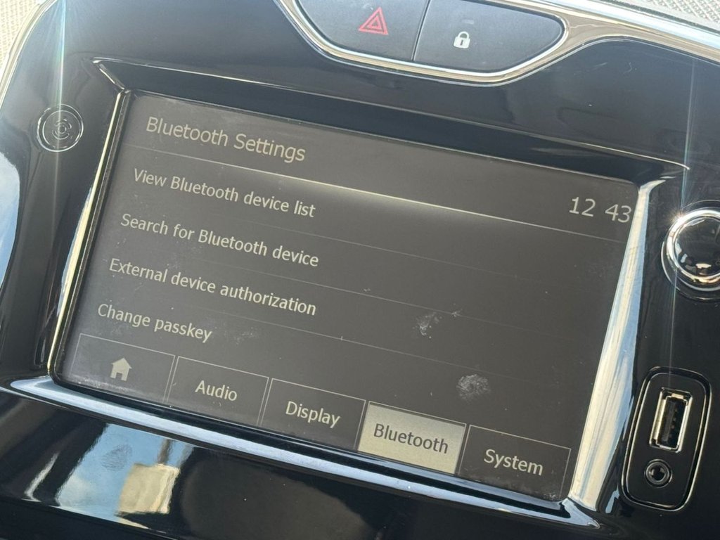 Used Renault Clio 2014 for sale - 77655178: Photo 50