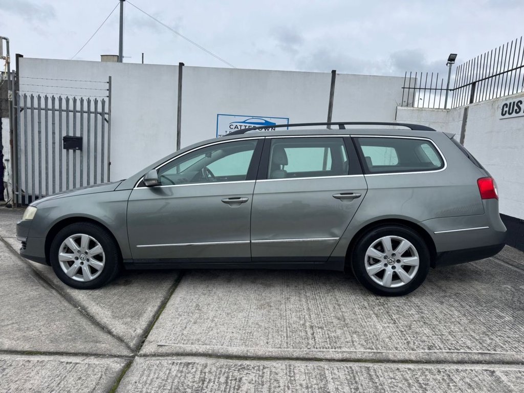 Used Volkswagen Passat 2006 for sale - 77452390: Photo 2