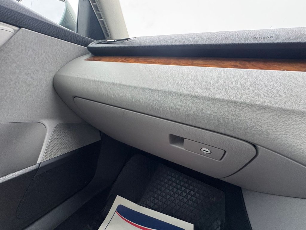 Used Volkswagen Passat 2006 for sale - 77452390: Photo 38