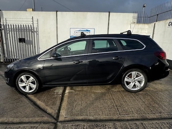 Used Vauxhall Astra 2015 for sale - 76855212: Photo