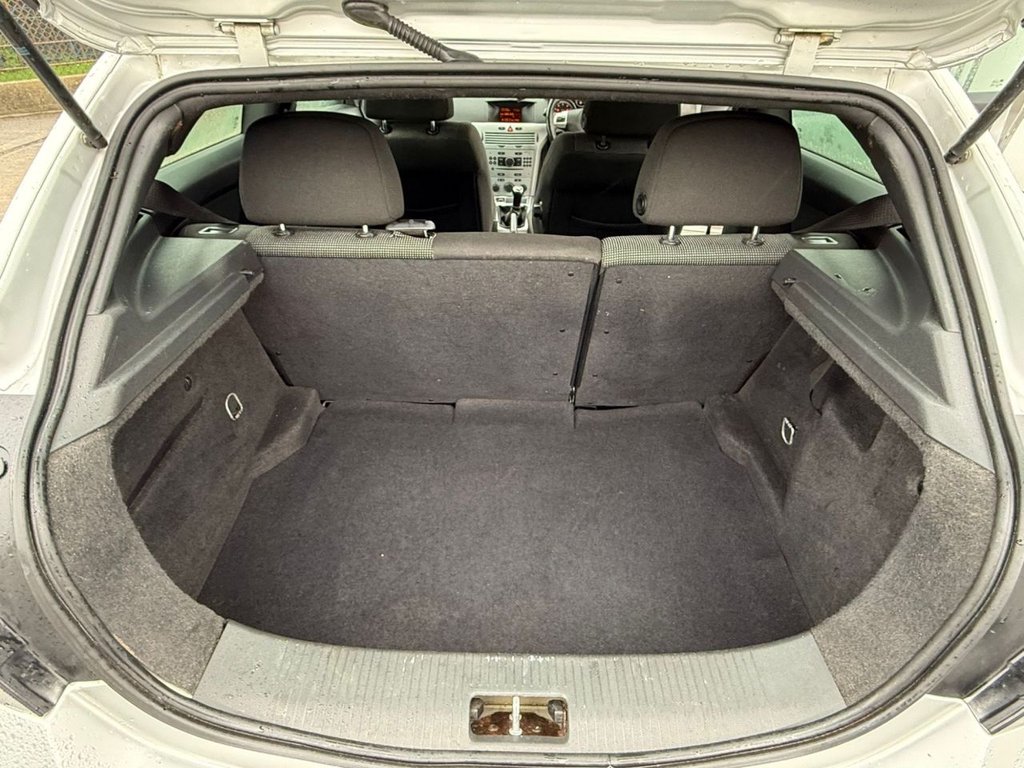 Used Vauxhall Astra 2009 for sale - 77692986: Photo 6