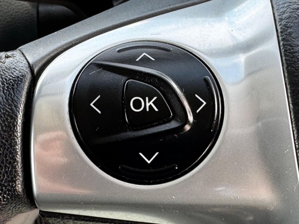 Used Ford C-Max 2014 for sale - 75832624: Photo 27