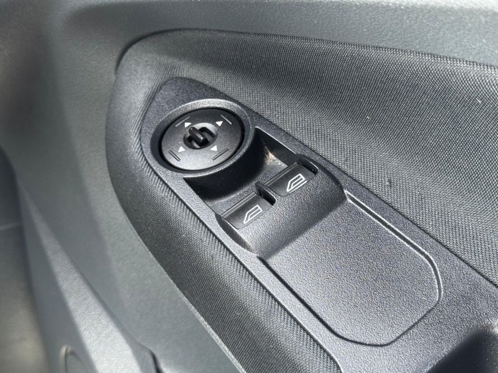 Used Ford C-Max 2014 for sale - 75832624: Photo 32