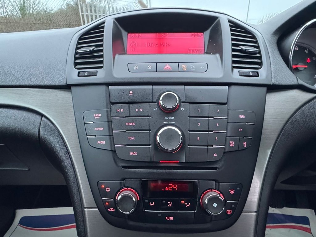 Used Vauxhall Insignia 2011 for sale - 77408288: Photo 27