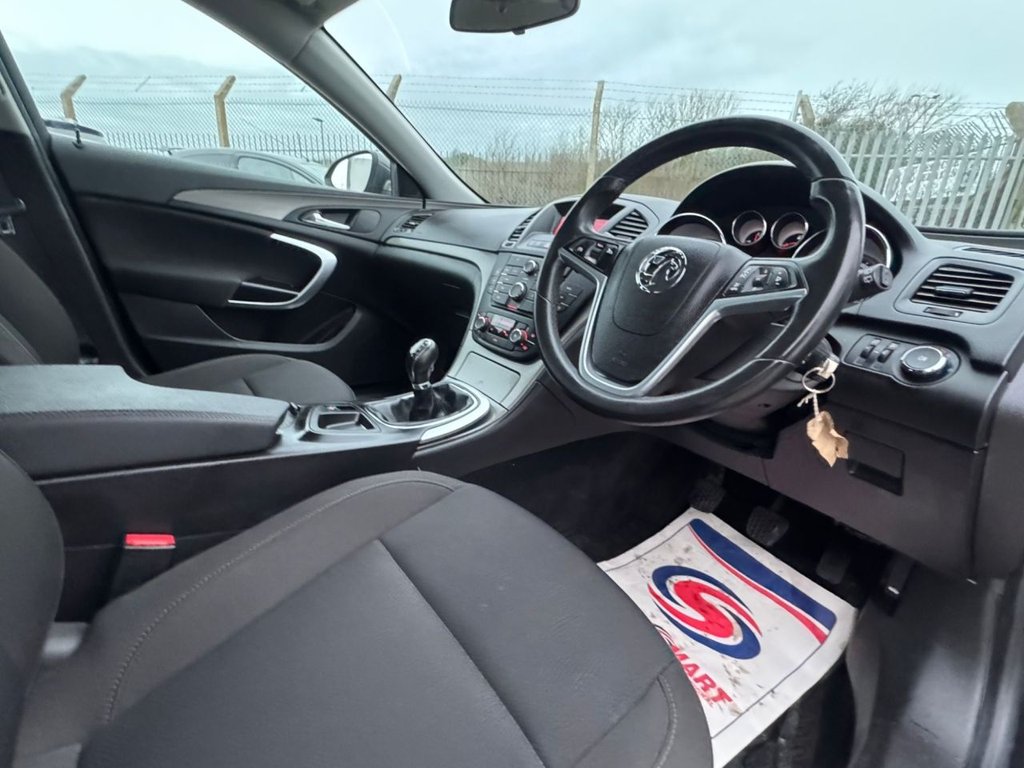 Used Vauxhall Insignia 2011 for sale - 77408288: Photo 41