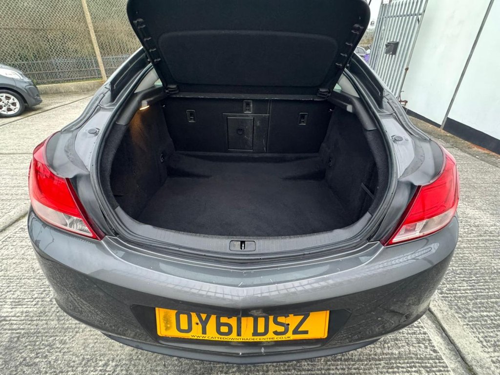 Used Vauxhall Insignia 2011 for sale - 77408288: Photo 5
