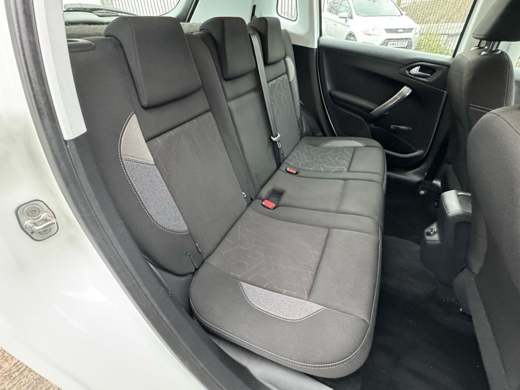 Used Peugeot 2008 2016 for sale - 76604618: Photo 18