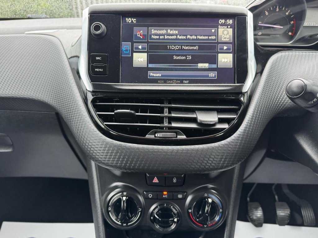 Used Peugeot 2008 2016 for sale - 76604618: Photo 37