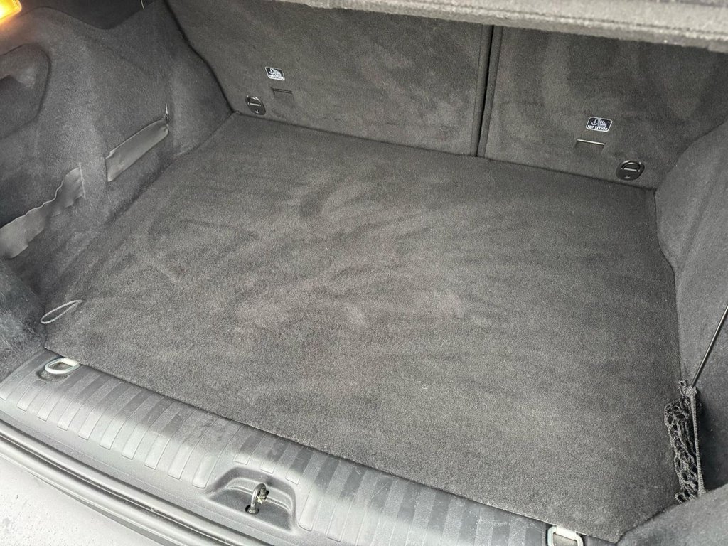 Used Peugeot 2008 2016 for sale - 76604618: Photo 8