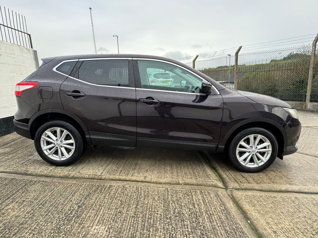 Used Nissan Qashqai 2015 for sale - 76610240: Photo 11