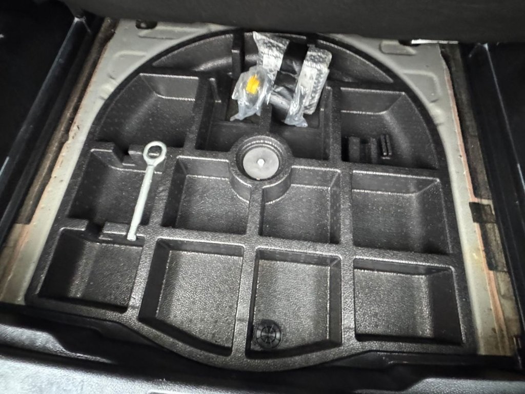 Used Jeep Renegade 2015 for sale - 77920229: Photo 9