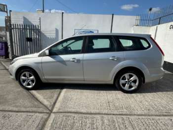 Used Ford Focus 2010 for sale - 74244431: Photo