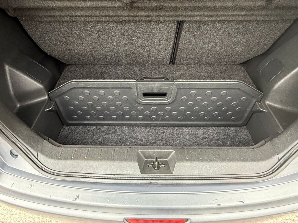 Used Nissan Note 2011 for sale - 76241427: Photo 9