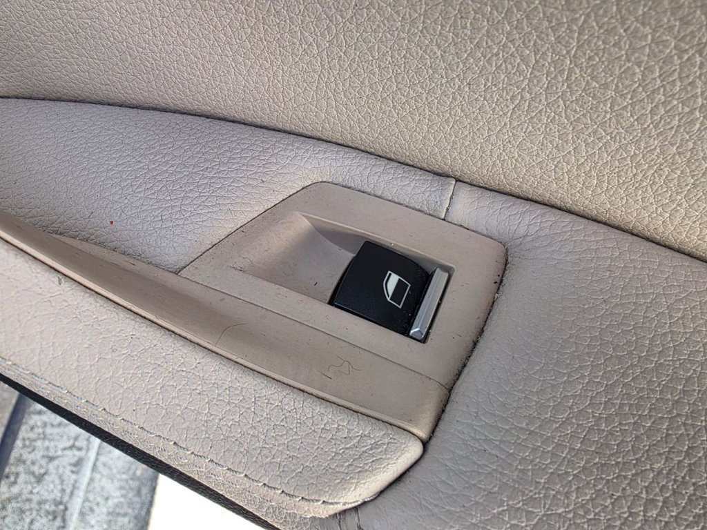 Used BMW 5 Series 2011 for sale - 78049611: Photo 47