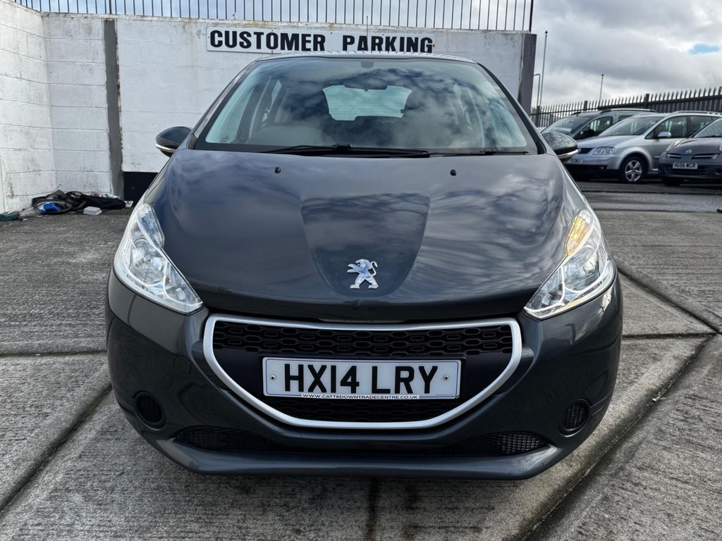 Used Peugeot 208 2014 for sale - 77452069: Photo 11