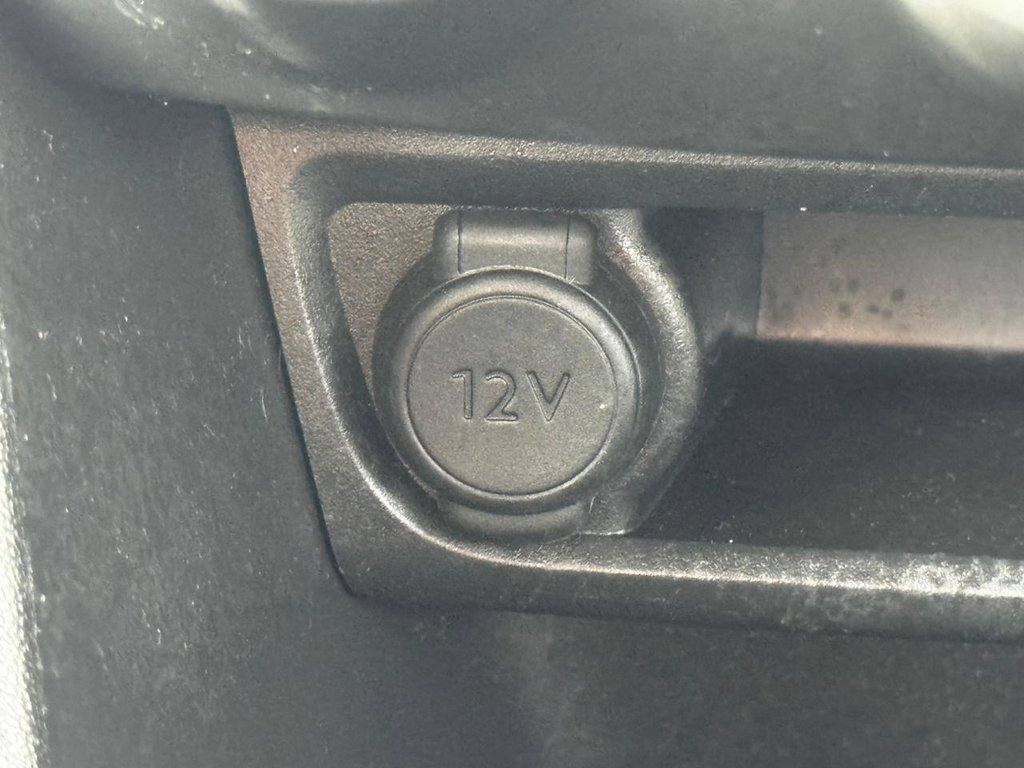 Used Peugeot 208 2014 for sale - 77452069: Photo 26