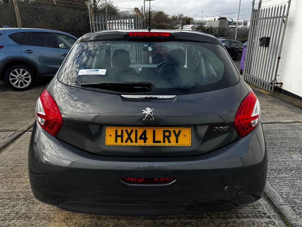 Used Peugeot 208 2014 for sale - 77452069: Photo 5