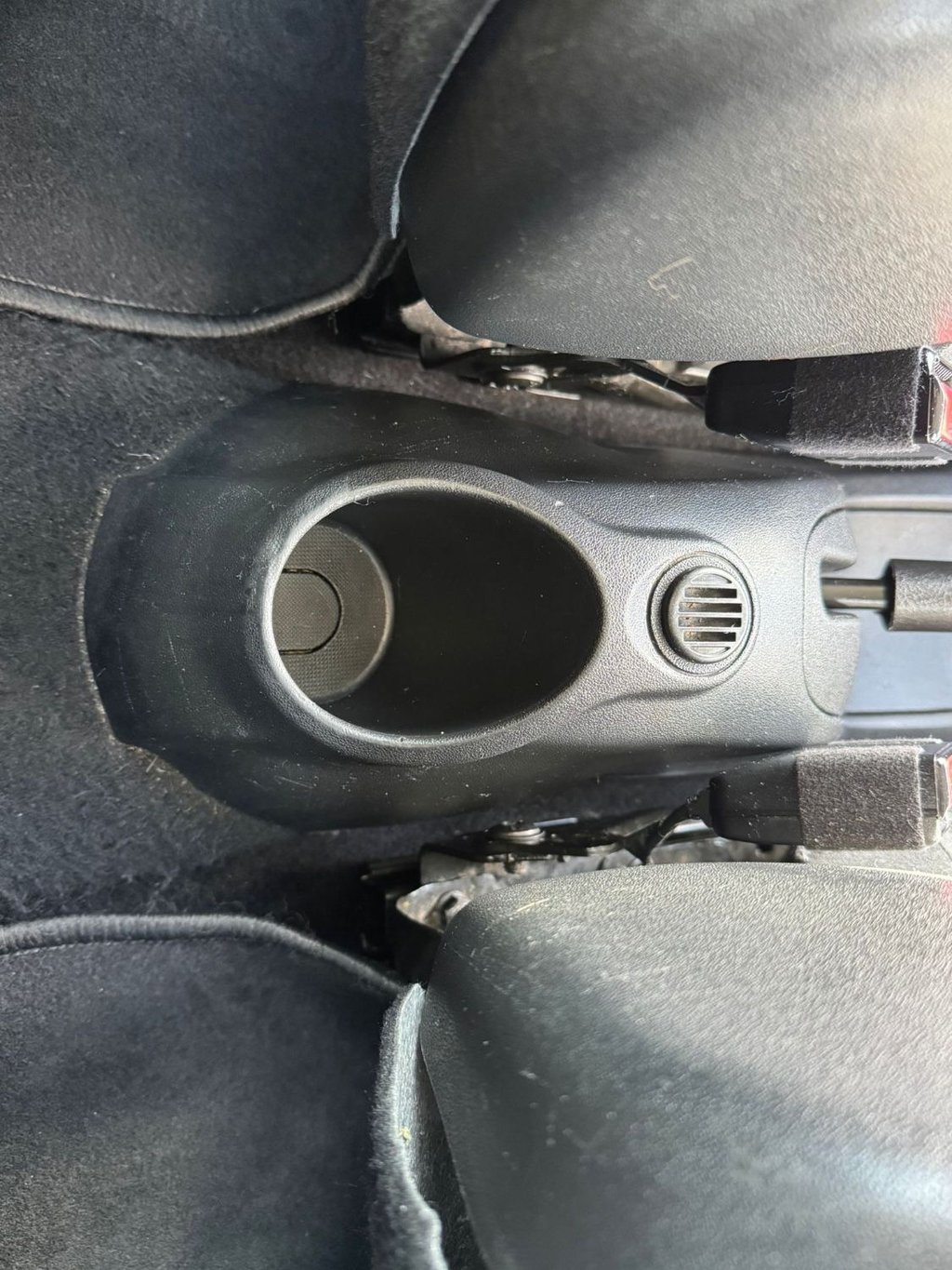 Used Citroen C3 Picasso 2017 for sale - 77655043: Photo 19