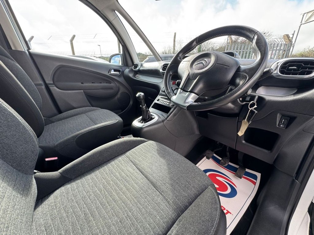 Used Citroen C3 Picasso 2017 for sale - 77655043: Photo 31