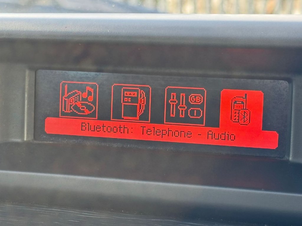 Used Citroen C3 Picasso 2017 for sale - 77655043: Photo 41