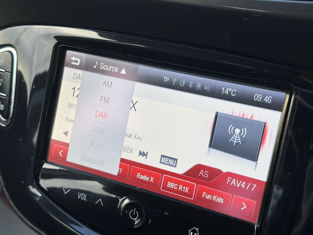 Used Vauxhall Corsa 2015 for sale - 76740286: Photo 26