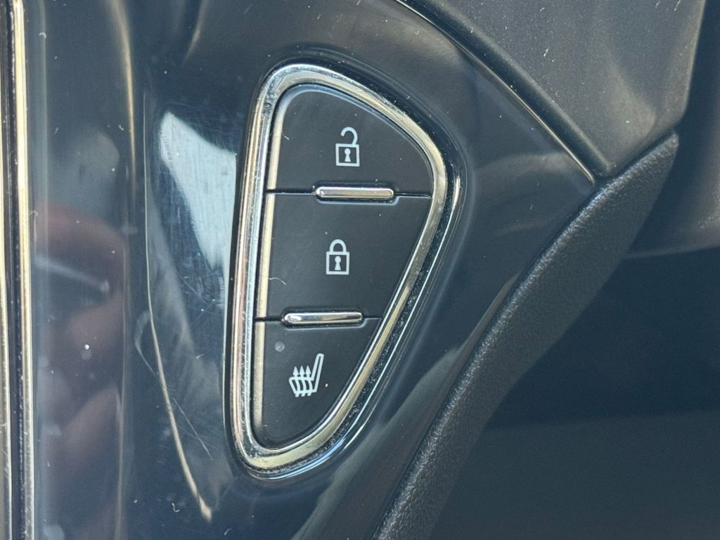 Used Vauxhall Corsa 2015 for sale - 76740286: Photo 31