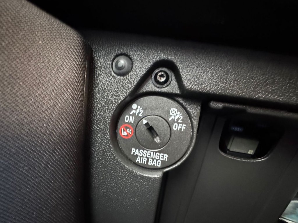 Used Vauxhall Corsa 2015 for sale - 76740286: Photo 41