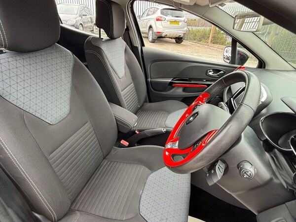 Used Renault Clio 2013 for sale - 75275560: Photo 33