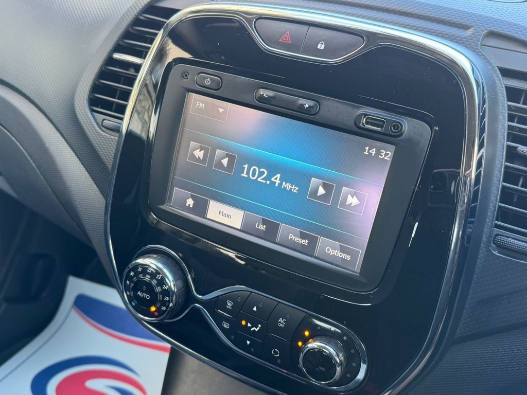 Used Renault Captur 2015 for sale - 76356704: Photo 24