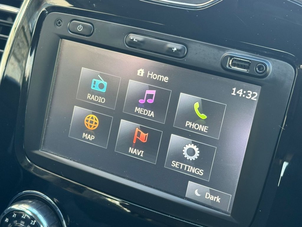 Used Renault Captur 2015 for sale - 76356704: Photo 25