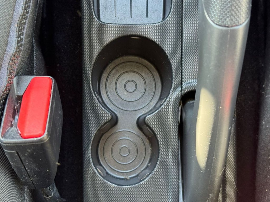 Used Renault Captur 2015 for sale - 76356704: Photo 31