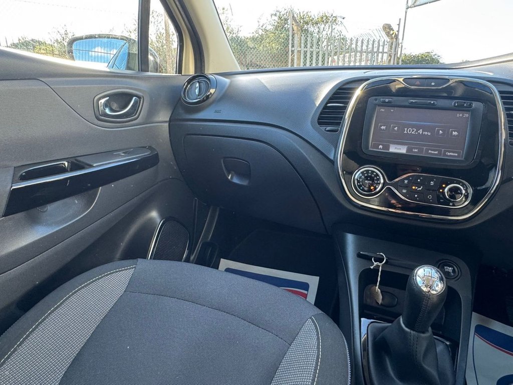 Used Renault Captur 2015 for sale - 76356704: Photo 34