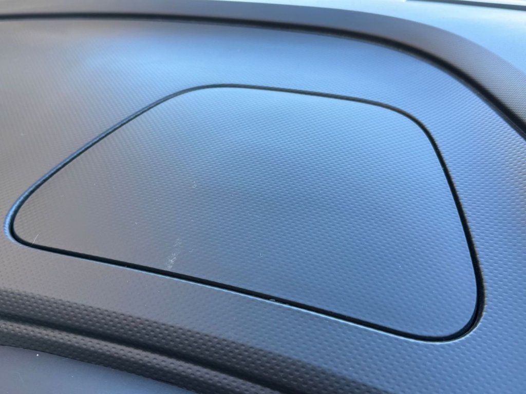 Used Renault Captur 2015 for sale - 76356704: Photo 35