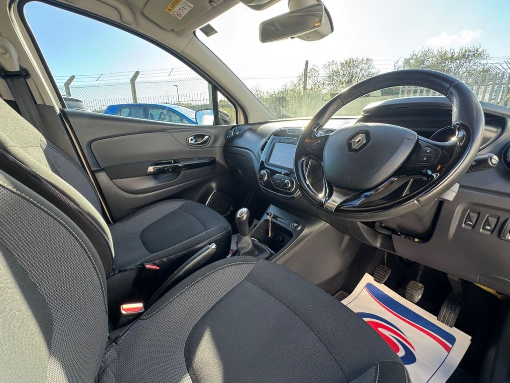 Used Renault Captur 2015 for sale - 76356704: Photo 41