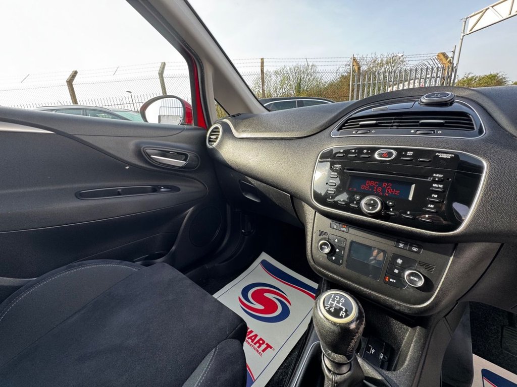 Used Fiat Punto 2015 for sale - 78008760: Photo 31