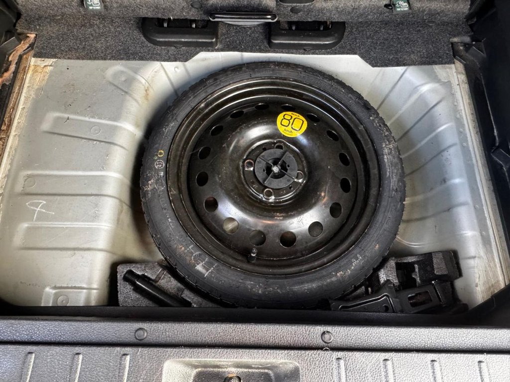 Used Nissan Note 2011 for sale - 76821163: Photo 7