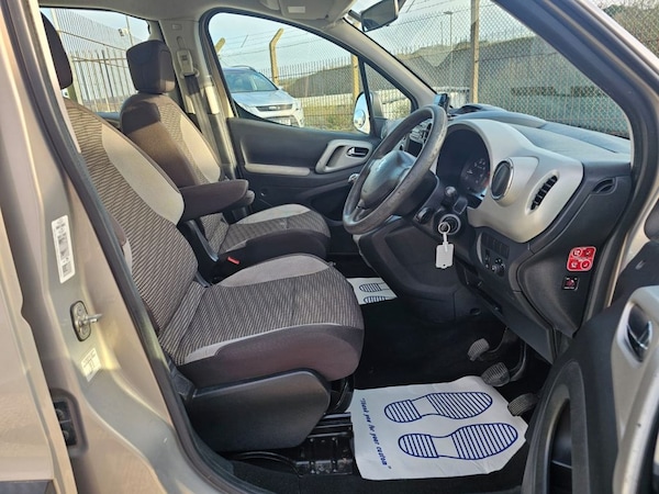 Used Peugeot Partner Tepee 2011 for sale - 75596667: Photo 21