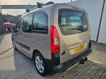 Used Peugeot Partner Tepee 2011 for sale - 75596667: Photo