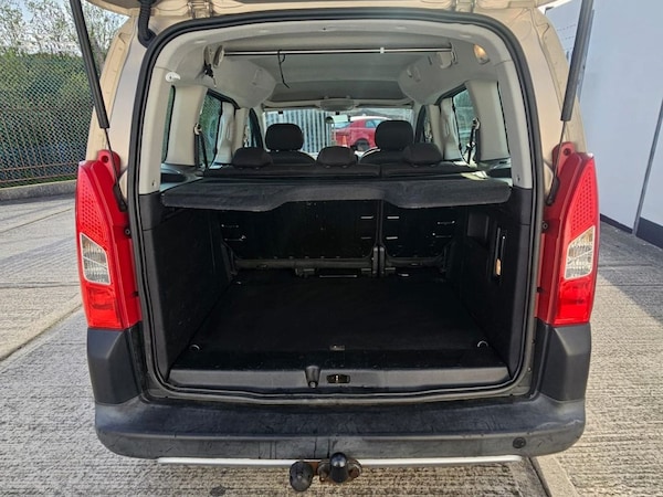 Used Peugeot Partner Tepee 2011 for sale - 75596667: Photo 6