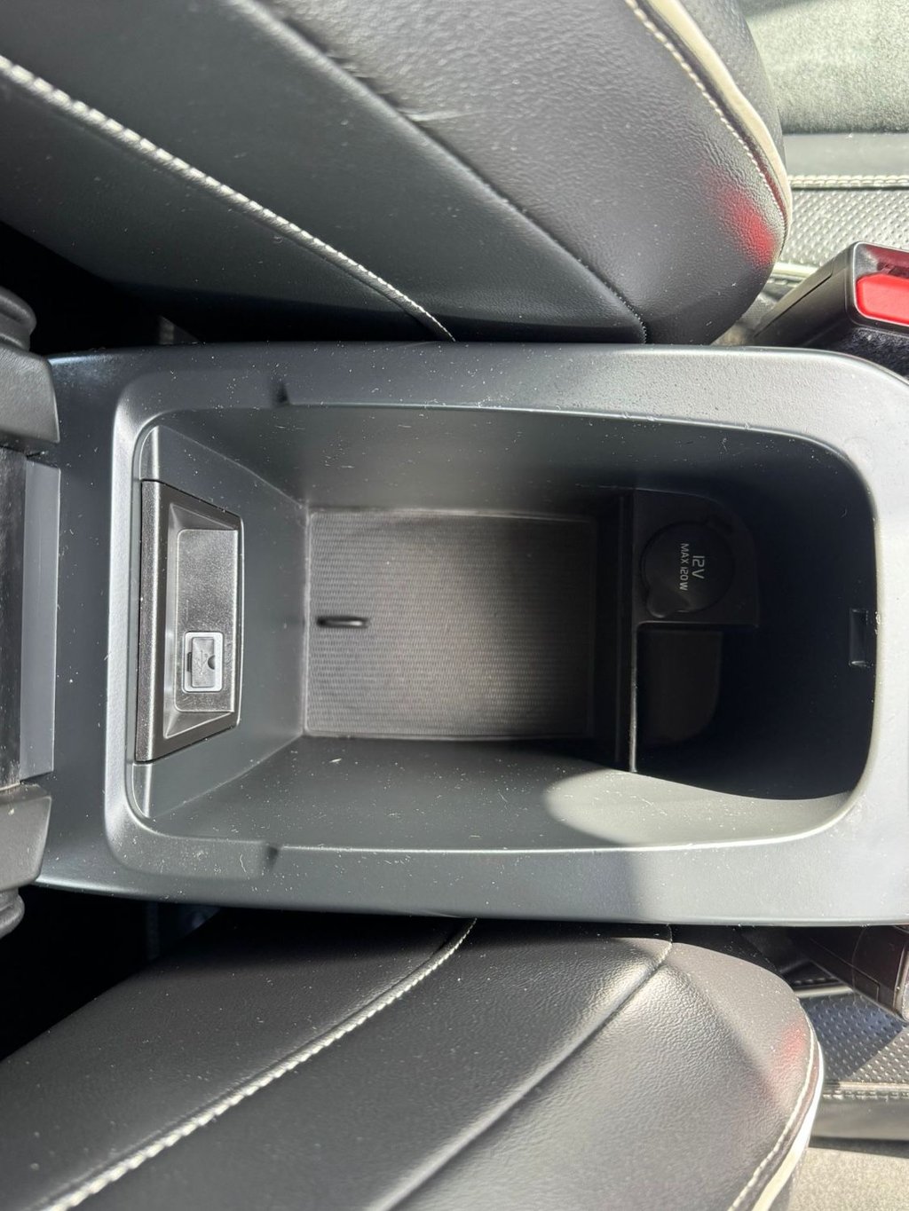 Used Volvo V40 2014 for sale - 78056474: Photo 23