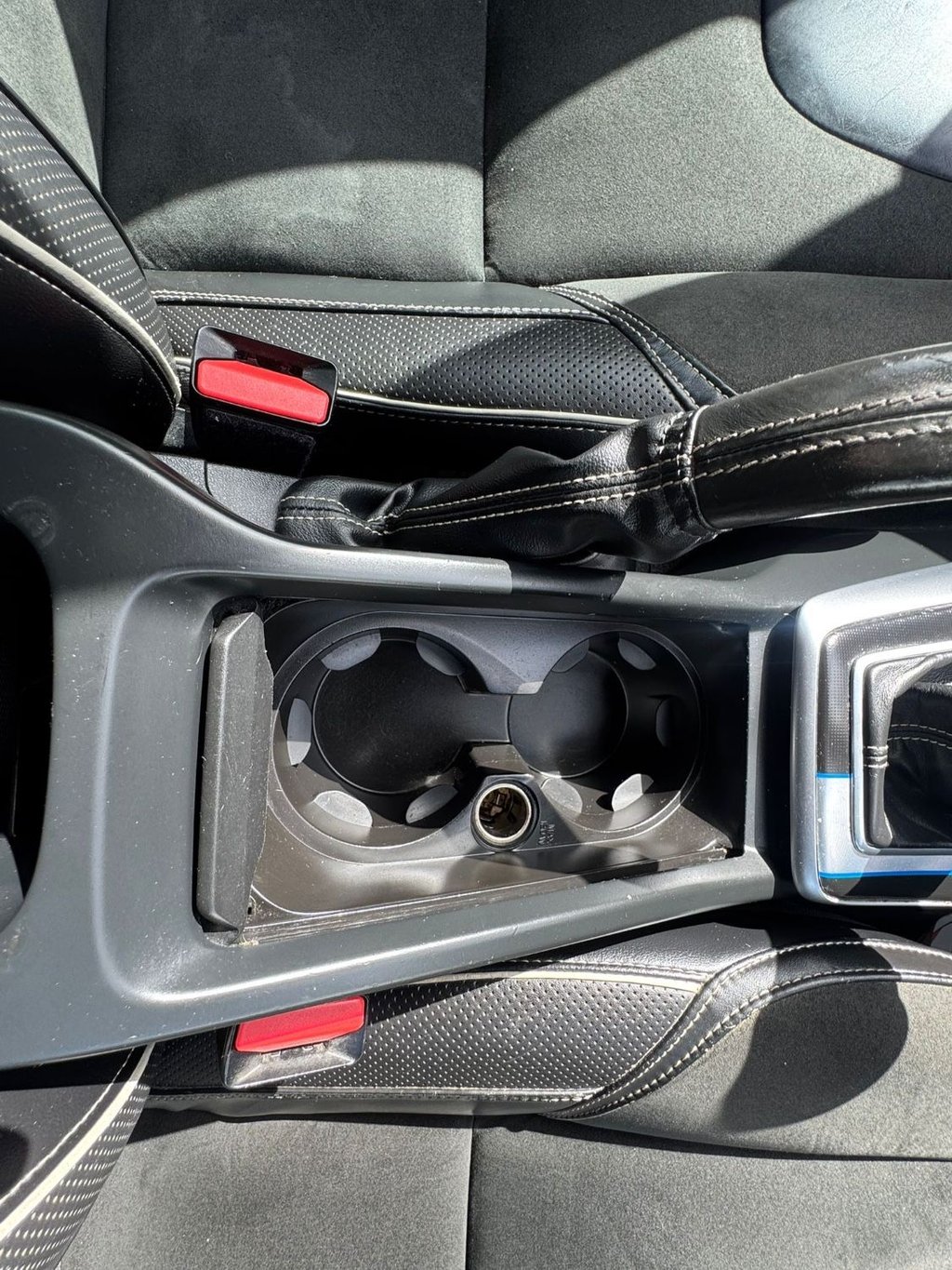 Used Volvo V40 2014 for sale - 78056474: Photo 24