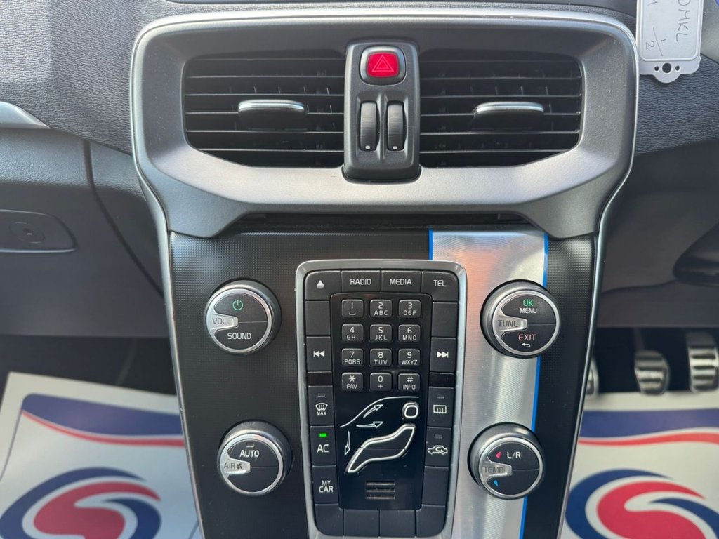 Used Volvo V40 2014 for sale - 78056474: Photo 28