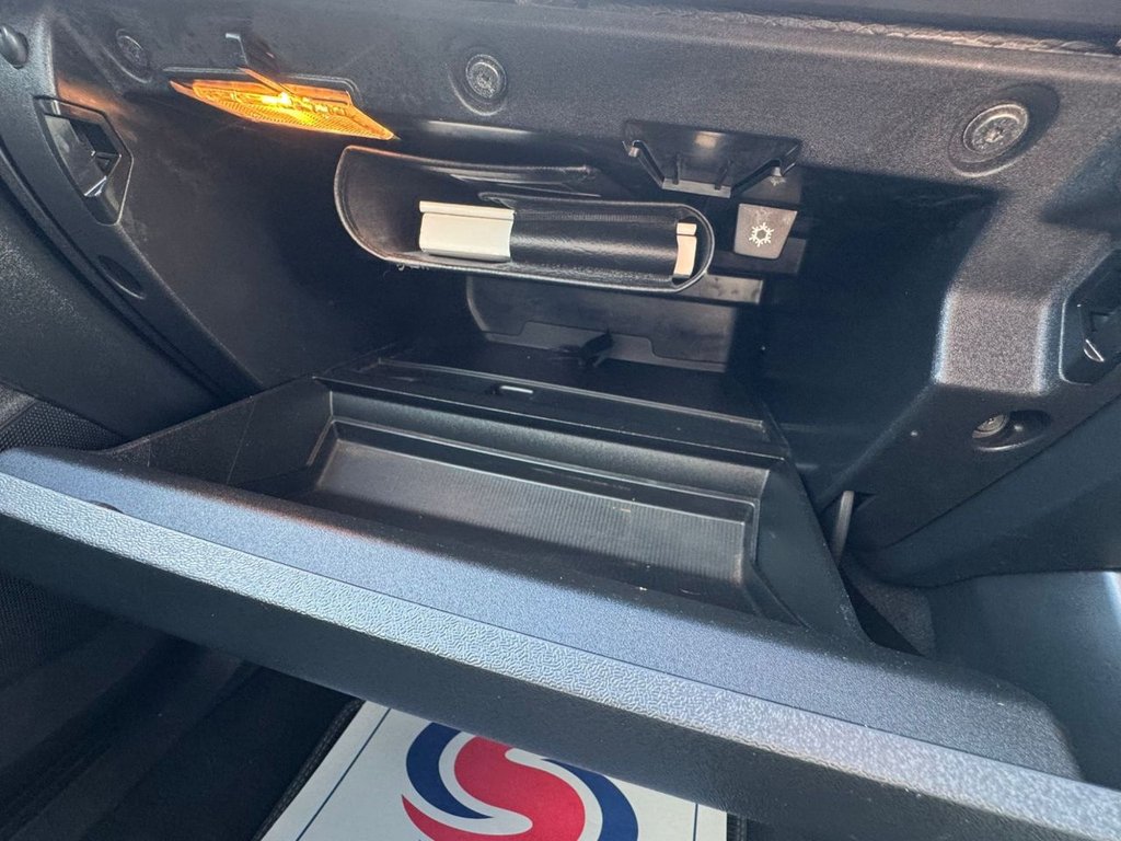 Used Volvo V40 2014 for sale - 78056474: Photo 42