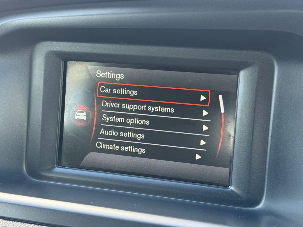 Used Volvo V40 2014 for sale - 78056474: Photo 45