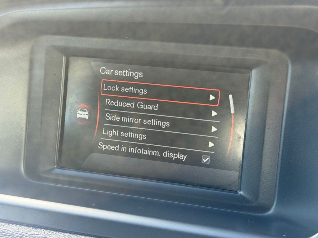 Used Volvo V40 2014 for sale - 78056474: Photo 46