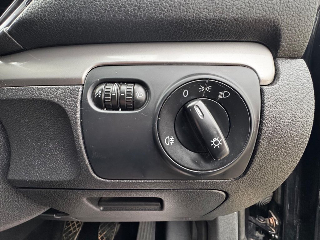 Used Volkswagen Golf 2011 for sale - 76559025: Photo 23