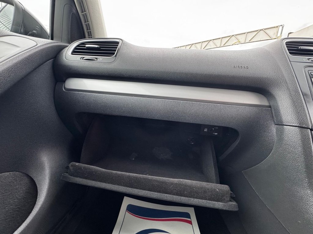 Used Volkswagen Golf 2011 for sale - 76559025: Photo 35