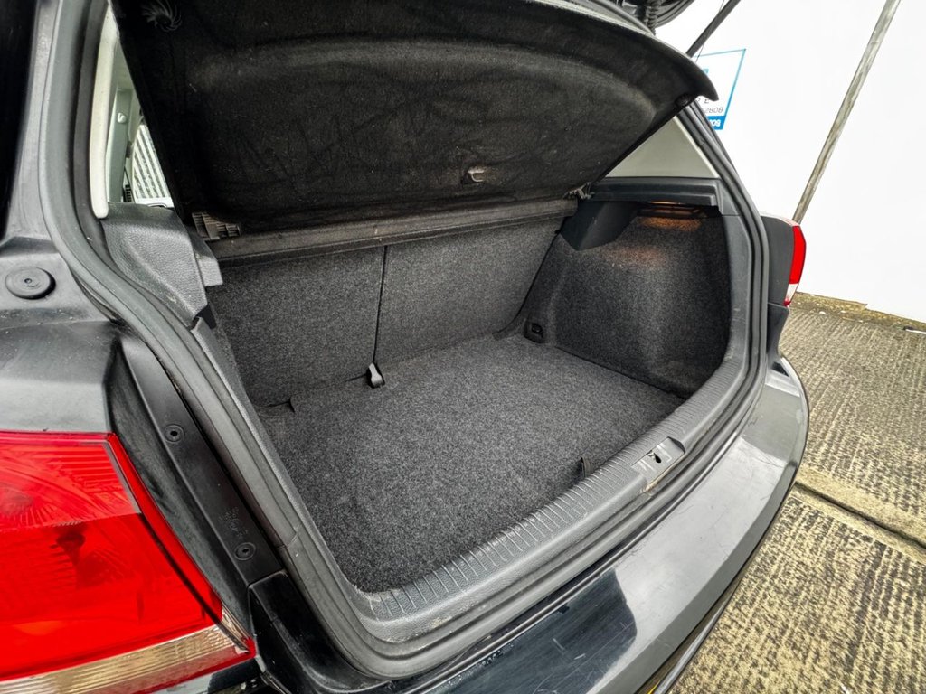 Used Volkswagen Golf 2011 for sale - 76559025: Photo 7