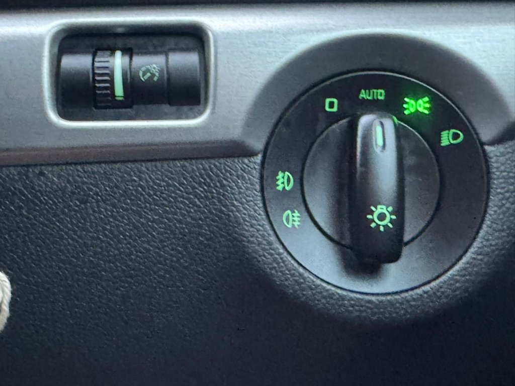 Used Skoda Yeti 2013 for sale - 77293275: Photo 34