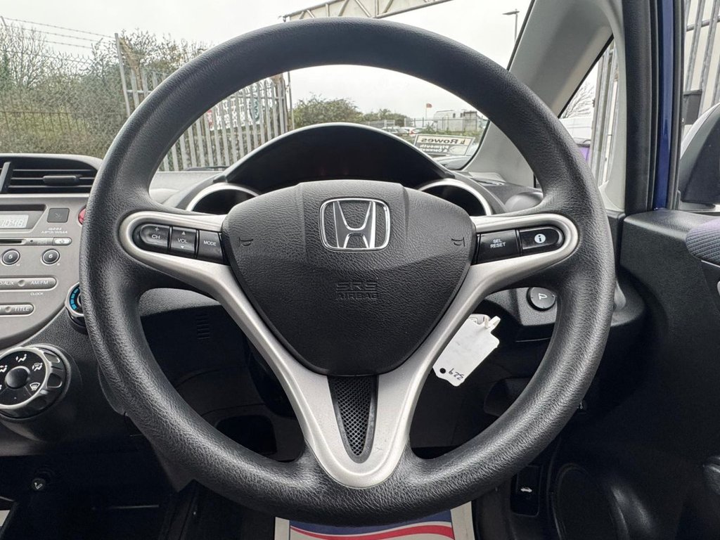 Used Honda Jazz 2009 for sale - 76724750: Photo 20